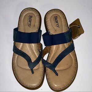 Born Nevis Thong Sandal, Size 6